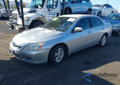 2007 Honda Accord 2.4 Se from USA, damaged, VIN JHMCM56347C025314